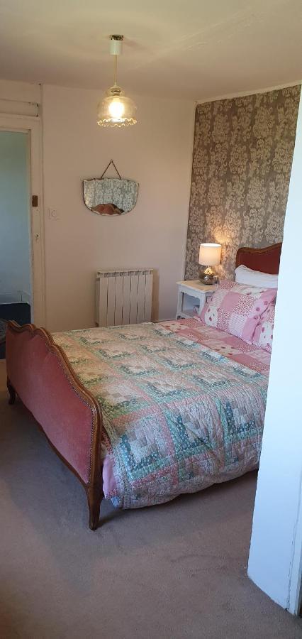 Bed and Breakfast Wisteria House Chanteloup  Экстерьер фото